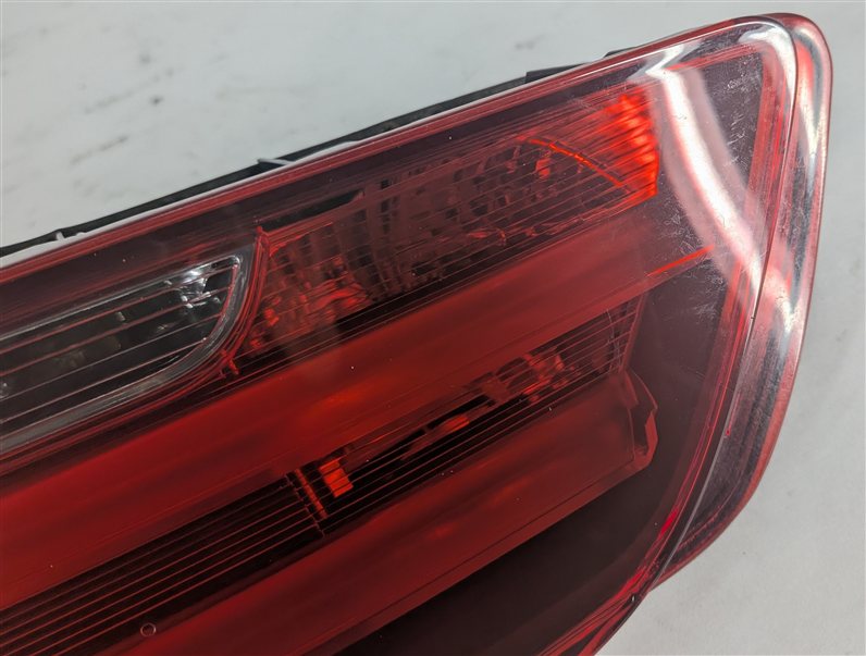 Thumbnail 8: 2012-2019 BMW 640i 650i M6 (F06 F12 F13) LEFT TRUNK INNER TAILLIGHT LIGHT LAMP