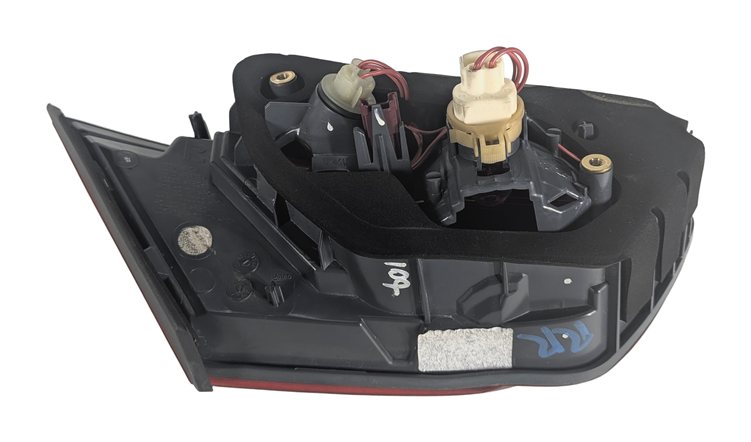 Thumbnail 5: 12-19 BMW 640i 650i M6 (F06 F12 F13) RIGHT PASSENGER INNER TAILLIGHT LIGHT LAMP