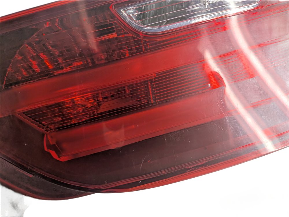 Thumbnail 7: 12-19 BMW 640i 650i M6 (F06 F12 F13) RIGHT PASSENGER INNER TAILLIGHT LIGHT LAMP