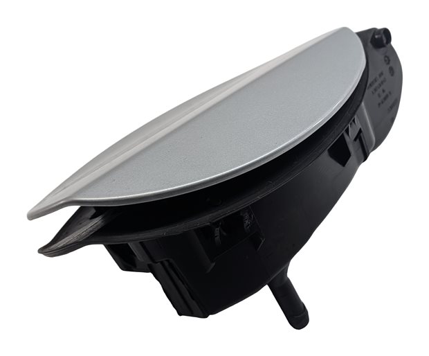 Thumbnail 4: 10-17 MERCEDES E-CLASS (W207) COUPE CONVERTIBLE FUEL TANK DOOR LID TRIM (Silver)