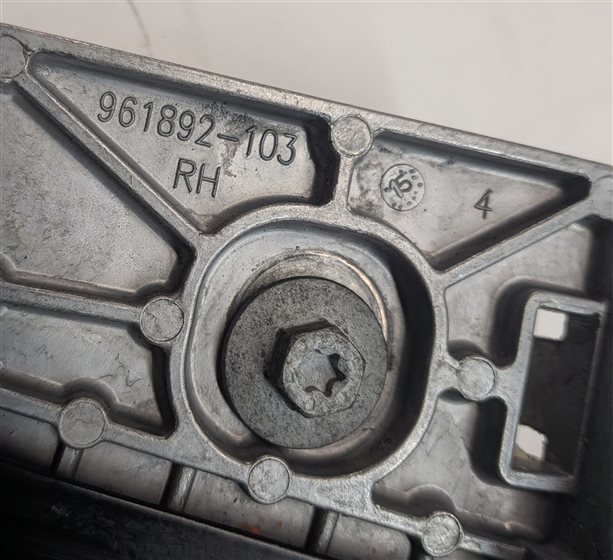 Thumbnail 7: 10-17 E-CLASS A207 C207 COUPE CONV. RIGHT PASSENGER WINDOW REGULATOR w/ MOTOR