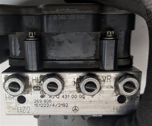 Thumbnail 7: 2015-2017 MERCEDES E250 E300 E350 E550 CLS 400 CLS550 ABS ANTI LOCK BRAKE PUMP