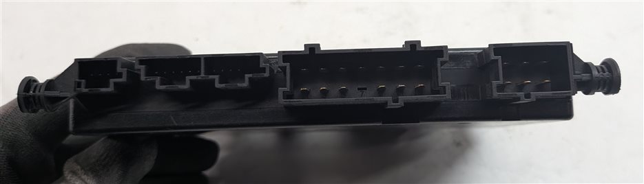 Thumbnail 6: 15-17 MERCEDES E400 3550 SLC SLK (R172 W207) RIGHT PASSENGER SEAT CONTROL MODULE