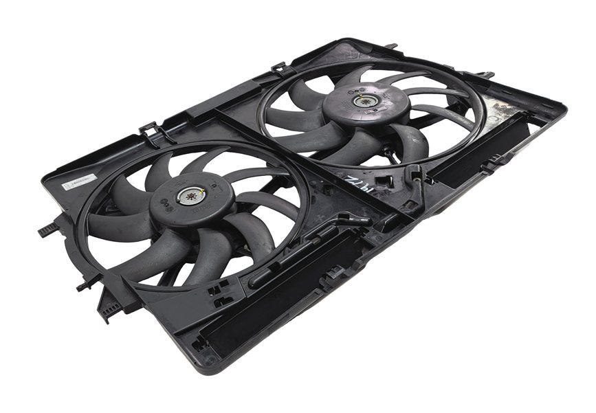 Thumbnail 1: 09-17 AUDI A4 A5 Q5 S4 (B8 8T 8R) 2.0L 3.0L 3.2L RADIATOR COOLING FAN w/ SHROUD