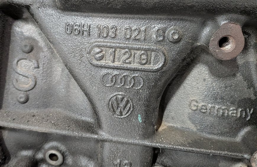 Thumbnail 6: 2011-2017 AUDI A4 A5 A6 Q5 TT (B8 8K 8T 8R MK2) 2.0L TURBO ENGINE CYLINDER BLOCK