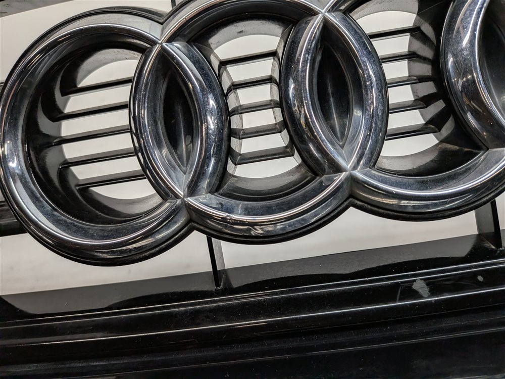 Thumbnail 10: 2013-2016 AUDI A5 (B8 8T) FRONT CENTER HOOD PRIMARY AIR VENT GRILLE TRIM