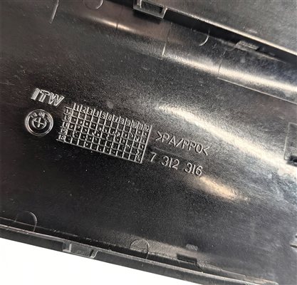 Thumbnail 5: 2014-2018 BMW X5 X5M F15 F85 REAR FUEL GAS TANK FILL DOOR FLAP COVER LID(Black)