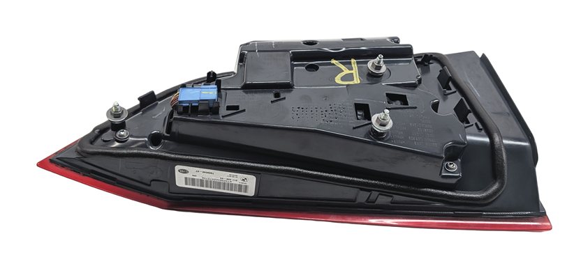 Thumbnail 4: 14-18 BMW X5 X5M ///M (F15 F85) RIGHT PASSENGER REAR INNER TAILLIGHT LIGHT LAMP