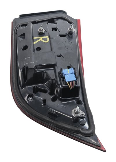 Thumbnail 5: 14-18 BMW X5 X5M ///M (F15 F85) RIGHT PASSENGER REAR INNER TAILLIGHT LIGHT LAMP