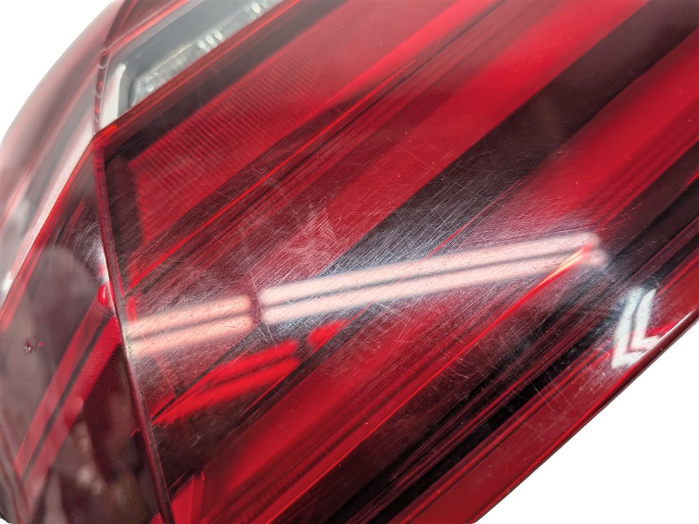 Thumbnail 9: 2014-2018 BMW X5 X5M ///M (F15 F85) LEFT DRIVER REAR INNER TAILLIGHT LIGHT LAMP