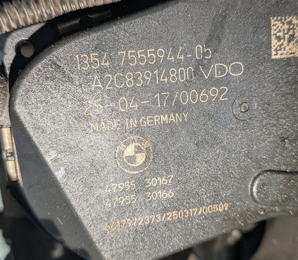 Thumbnail 11: 16-19 BMW X5 X6 (F15 F16) 4.4L N63 TWIN TURBO ENGINE ASSEMBLY VIDEO (97k)