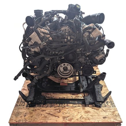 Thumbnail 3: 16-19 BMW X5 X6 (F15 F16) 4.4L N63 TWIN TURBO ENGINE ASSEMBLY VIDEO (97k)