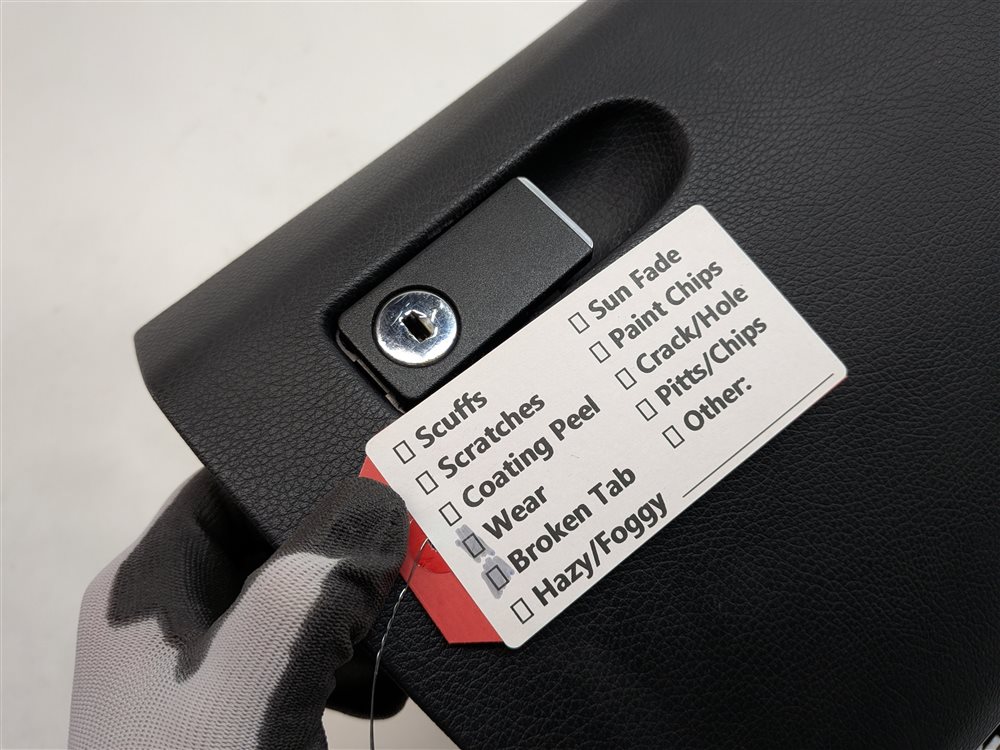 Thumbnail 8: 2012-2015 MERCEDES C CLASS C204 COUPE FRONT RIGHT PASSENGER GLOVEBOX (Black)