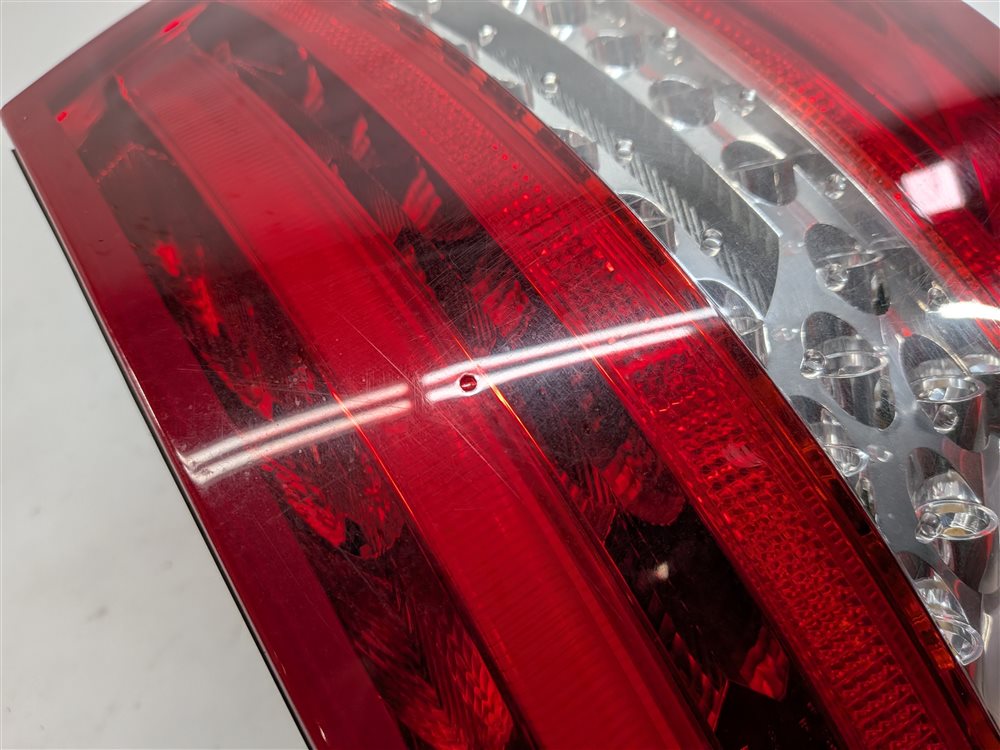 Thumbnail 9: 2012-2015 MERCEDES BENZ C250 C300 C350 (W204) LEFT DRIVER TAILLIGHT BRAKE LIGHT