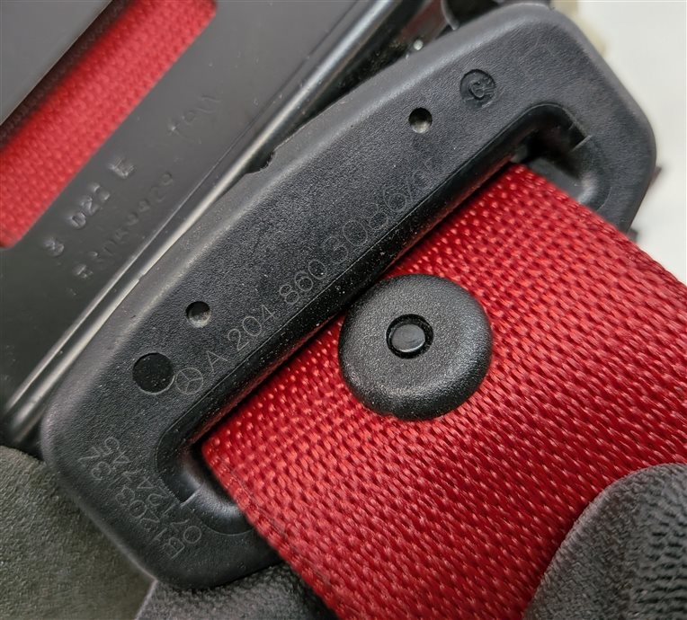 Thumbnail 6: 2014 MERCEDES C350 COUPE (W204) REAR RIGHT SEATBELT RETRACTOR (Red)