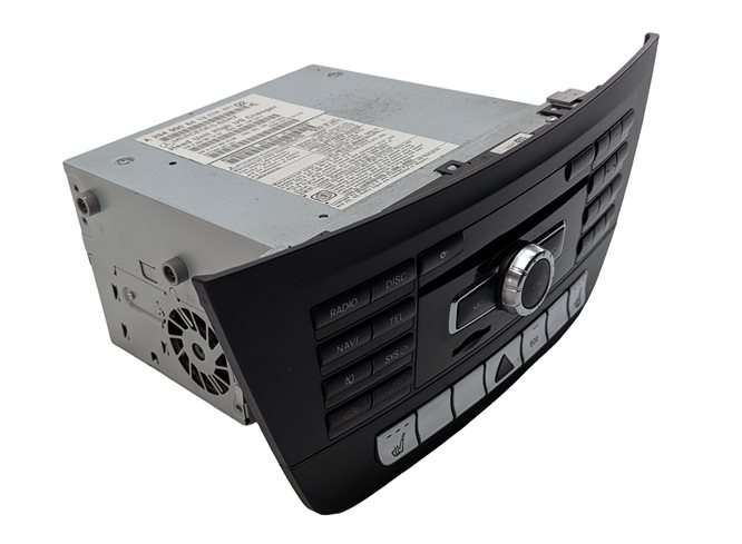 14-15 MERCEDES C-CLASS W204 STEREO RADIO RECEIVER CD PLAYER w/ REAL TIME TRAFFIC