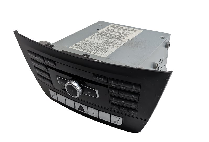Thumbnail 4: 14-15 MERCEDES C-CLASS W204 STEREO RADIO RECEIVER CD PLAYER w/ REAL TIME TRAFFIC