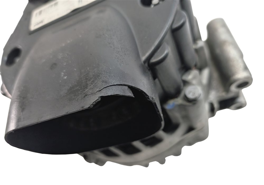 Thumbnail 7: 08-14 BMW 550i 650i 750i X5 X5M X6 X6M (E70 F01 F10) 4.4TT 220 AMP ALTERNATOR