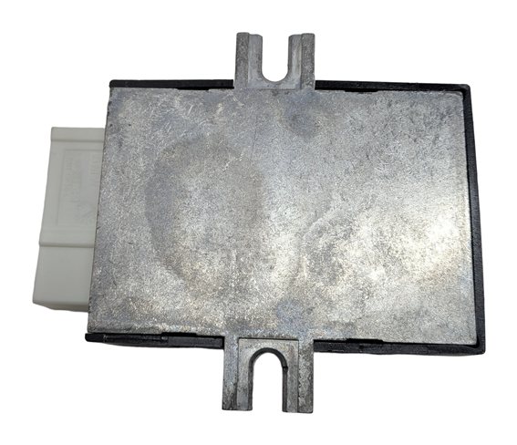 Thumbnail 3: 2008-2014 BMW X5 X5M X6 X6M (E70 E71 E72) 4.4L ENGINE FUEL PUMP CONTROL MODULE