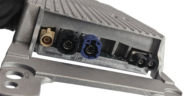 Thumbnail 7: 10-14 BMW 335i X5 X6 (E70 E71 E90) BLUETOOTH TELEMATICS COMBOX CONTROL MODULE