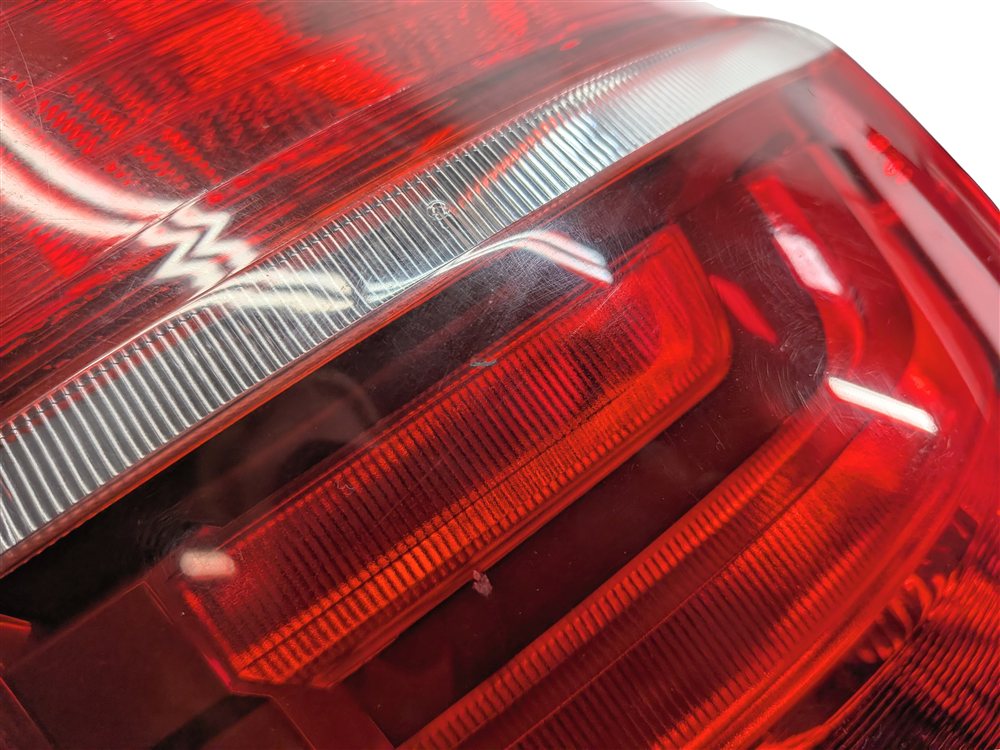 Thumbnail 11: 2011-2013 BMW X5 X5M (E70) RIGHT PASSENGER REAR OUTER TAILLIGHT BRAKE LIGHT LAMP