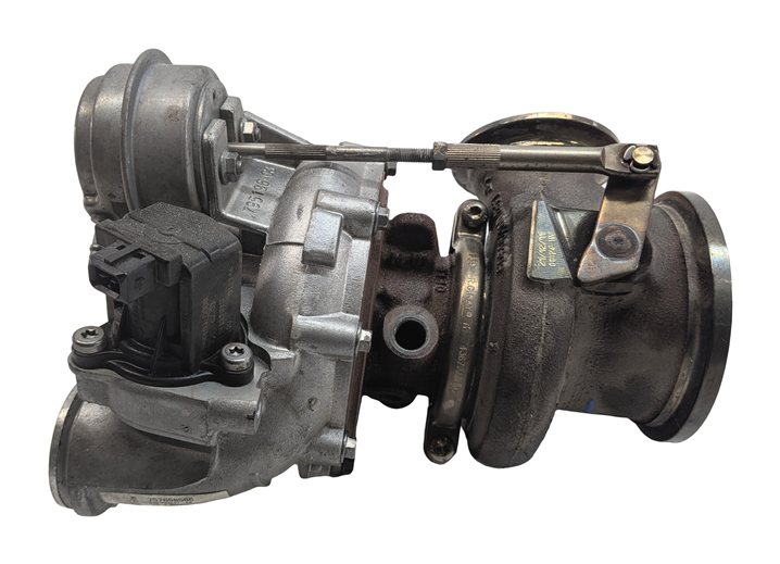 Thumbnail 3: 08-14 BMW 550i 750i X5 X6 (E70 E71 F01 F10) 4.4L N63 ENGINE LEFT TURBOCHARGER