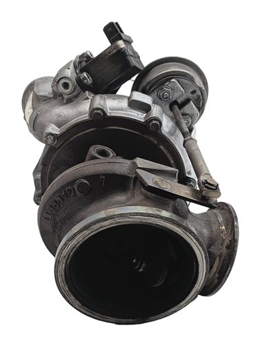 Thumbnail 4: 08-14 BMW 550i 750i X5 X6 (E70 E71 F01 F10) 4.4L N63 ENGINE RIGHT TURBOCHARGER