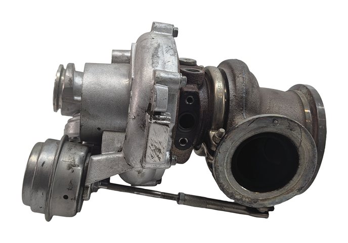 Thumbnail 6: 08-14 BMW 550i 750i X5 X6 (E70 E71 F01 F10) 4.4L N63 ENGINE RIGHT TURBOCHARGER