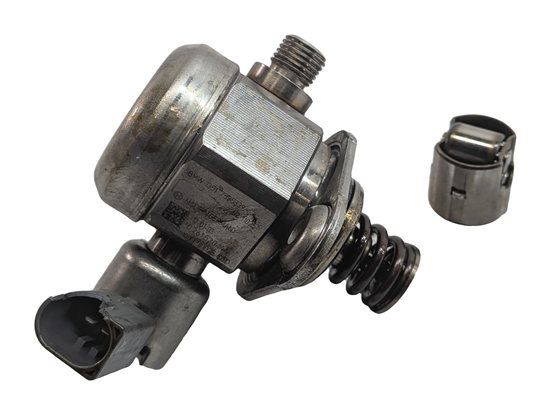 Thumbnail 3: 08-14 BMW 550i 650i 750i X5 X6 (F01 F10 E70 E71) 4.4L N63 MECHANICAL FUEL PUMP