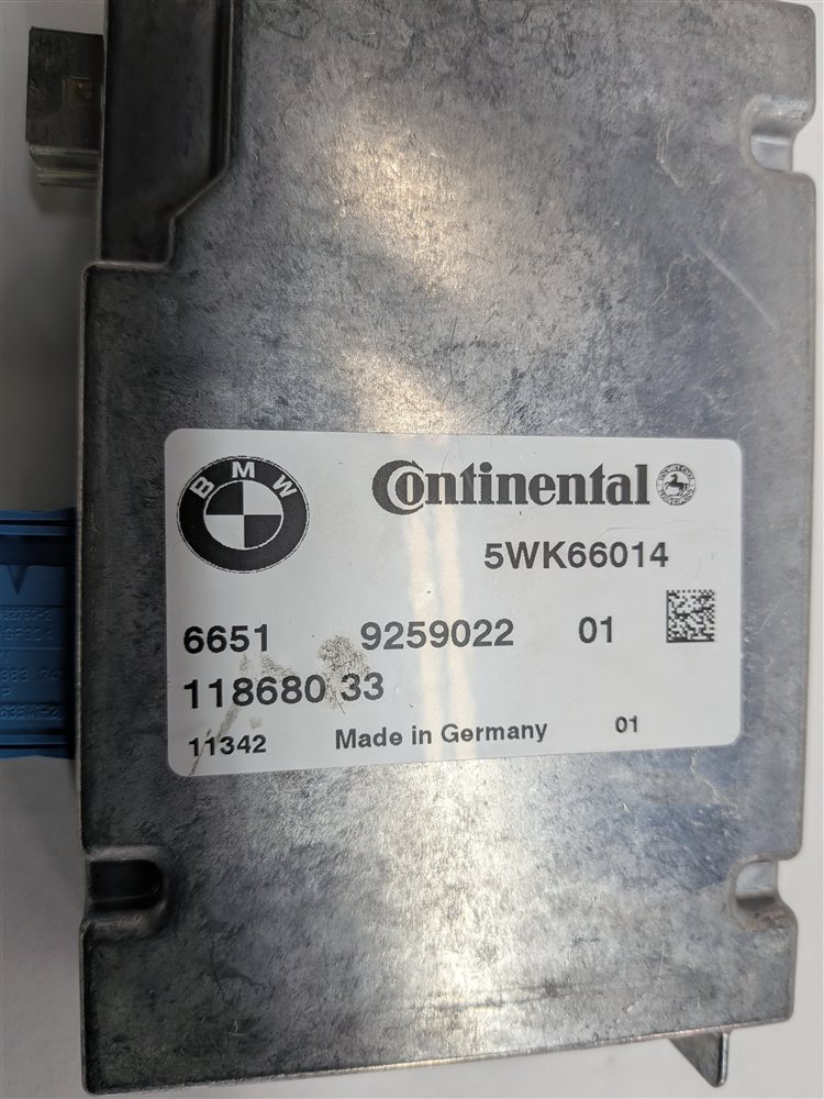 Thumbnail 6: 2012 BMW X5 (E70) LANE DEPARTURE CAMERA CONTROL MODULE