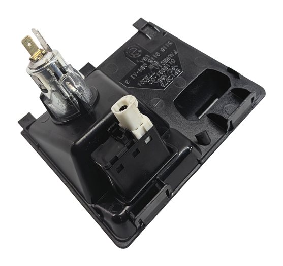 Thumbnail 5: 2012 BMW X5 (E70) AUXILIARY AUX IN w/ USB 12V POWER OUTLET SOCKET PANEL