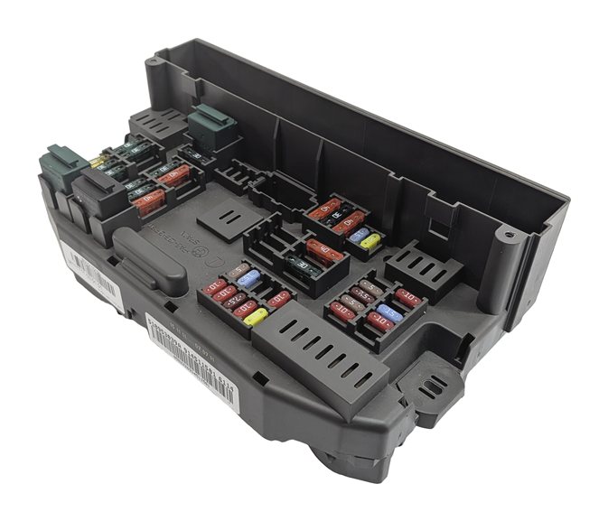2012 BMW X5 (E70) 4.4L FRONT POWER DISTRIBUTION SAM FUSE BOX RELAY CARRIER