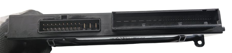 Thumbnail 5: 2012-2013 BMW X5 (E70) PRIMARY BODY CONTROL MODULE COMPUTER BCM