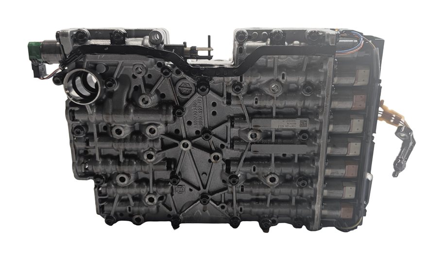Thumbnail 9: 13-19 BMW 550i 650i 750i (F01 F02 F10) 8HP70 TRANSMISSION VALVE BODY w/ OIL PUMP
