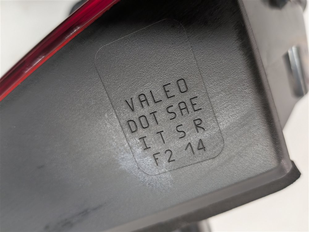 Thumbnail 7: 16-18 AUDI A6 S6 C7 4G8 REAR LEFT DRIVER INNER LED (8SL) TAILLIGHT LIGHT LAMP
