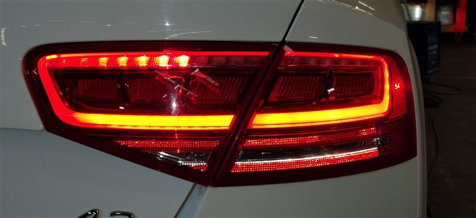 11-14 AUDI A8 S8 D4 4H RIGHT PASSENGER REAR TRUNK INNER LED TAILLIGHT LIGHT LAMP