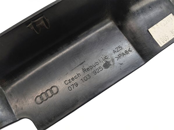 Thumbnail 6: 2012-2016 AUDI A8 (D4 4H) ENGINE COVER APPEARANCE TRIM SHIELD ASSEMBLY
