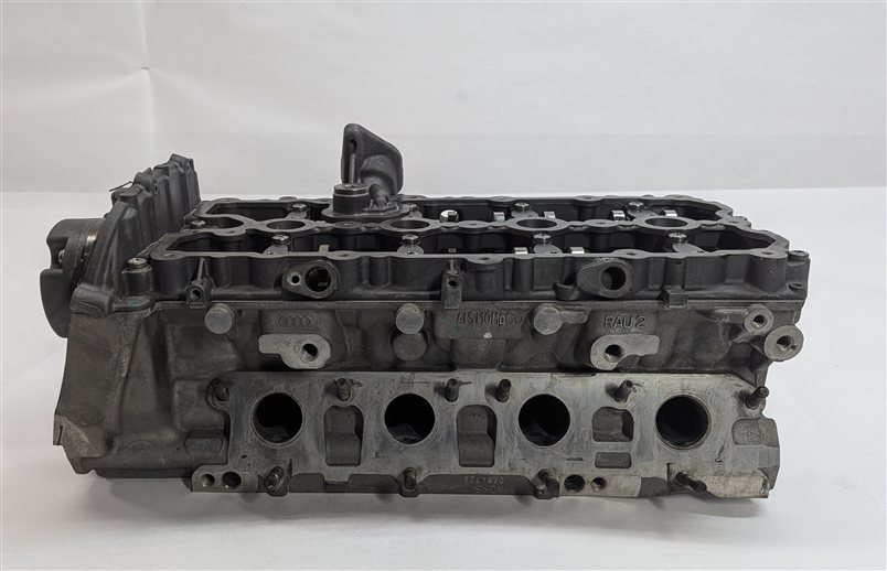 Thumbnail 2: 2011-2013 AUDI A8 (D4 4H) 4.2L V8 ENGINE - RIGHT CYLINDER HEAD ASSEMBLY