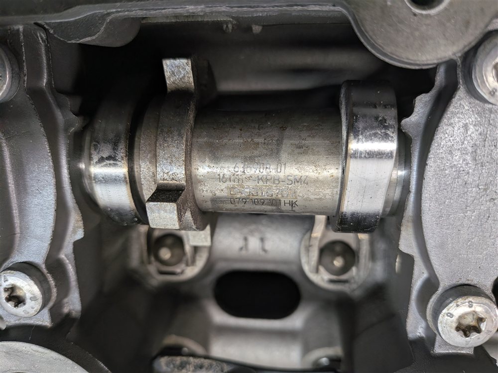 Thumbnail 9: 2011-2013 AUDI A8 (D4 4H) 4.2L V8 ENGINE - RIGHT CYLINDER HEAD ASSEMBLY