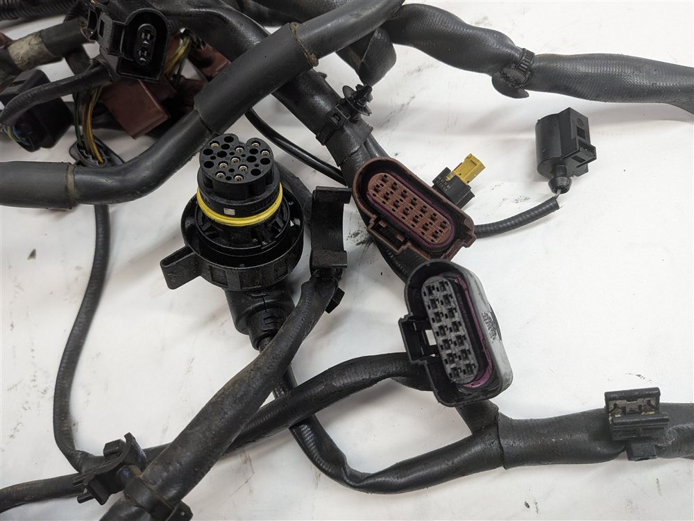 Thumbnail 4: 2012 AUDI A8 (D4 4H) 4.2L (CDRA) ENGINE MOTOR WIRE WIRING HARNESS LOOM