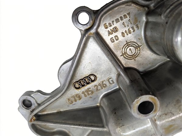 Thumbnail 10: 2012 AUDI A8 (D4 4H) 4.2L (CDRA) ENGINE OIL FLUID PUMP w/PIPE ASSEMBLY