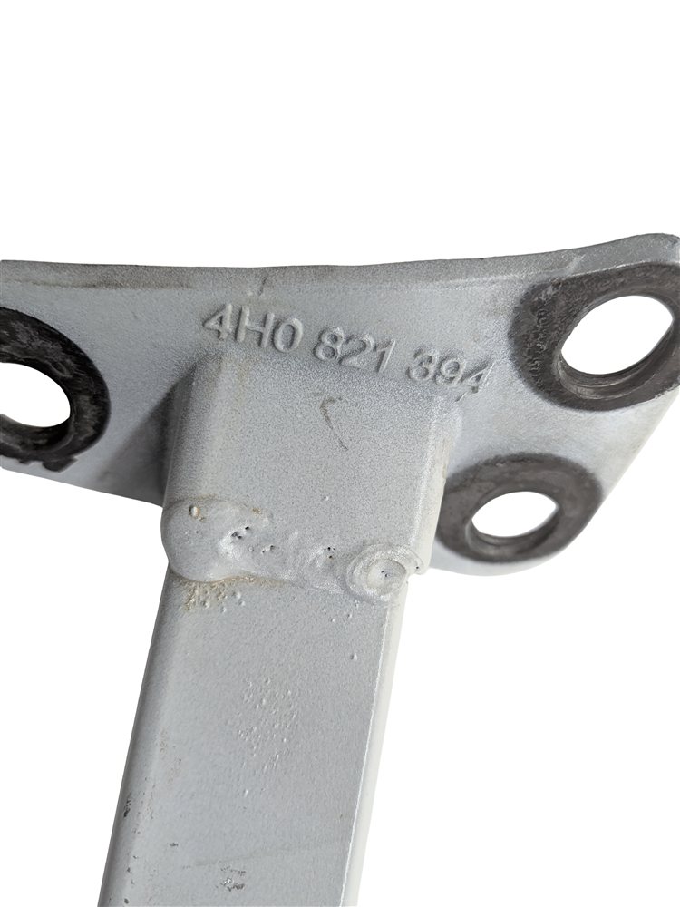 Thumbnail 5: 2012 AUDI A8 (D4 4H) FRONT RIGHT INNER FENDER HOOD BRACE BRACKET SUPPORT