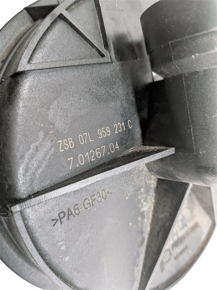Thumbnail 11: 2012 AUDI A8 (D4 4H) 4.2L (CDRA) ENGINE SECONDARY AIR INJECTION PUMP w/BRACKET