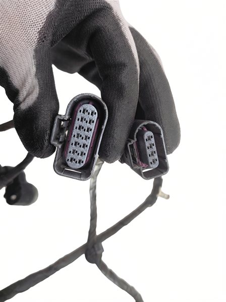 Thumbnail 4: 2012 AUDI A8 (D4 4H) FRONT PARK ASSIST PDC DISTANCE SENSORS SET/4 (White)