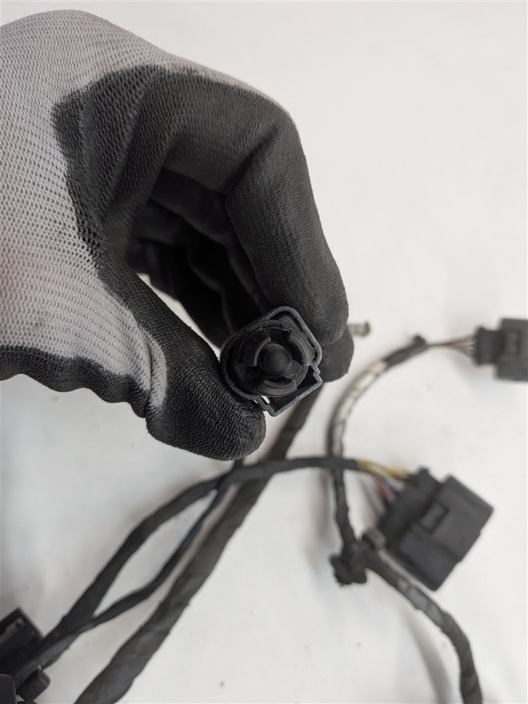 Thumbnail 6: 2012 AUDI A8 (D4 4H) FRONT PARK ASSIST PDC DISTANCE SENSORS SET/4 (White)