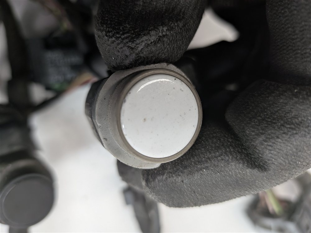 Thumbnail 9: 2012 AUDI A8 (D4 4H) FRONT PARK ASSIST PDC DISTANCE SENSORS SET/4 (White)