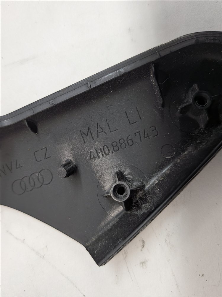 Thumbnail 18: 2012 AUDI A8 (D4 4H) INTERIOR DASH DOOR CONSOLE TRIM SET/11 (Polished Black)