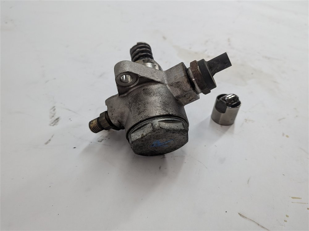 Thumbnail 2: 2011-2013 AUDI A8 (D4 4H) 4.2L V8 ENGINE - HIGH PRESSURE MECHANICAL FUEL PUMP