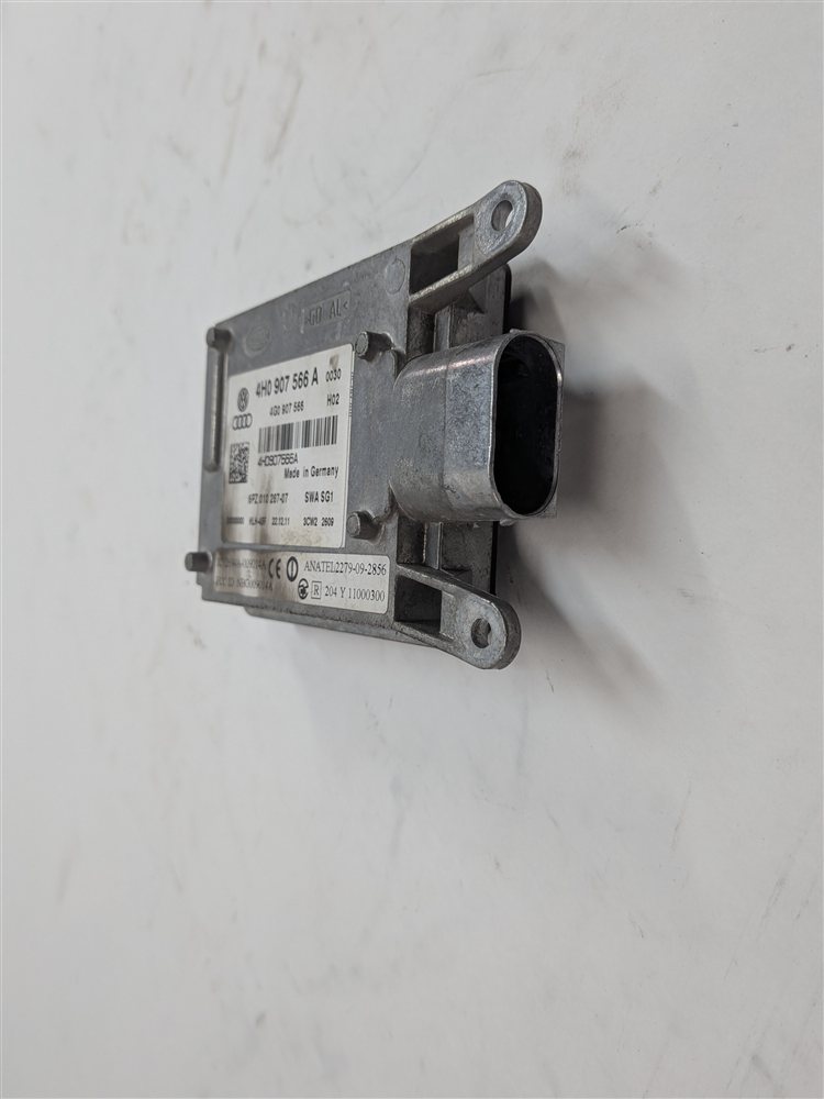 Thumbnail 2: 2011-2012 AUDI A8 (D4 4H) RIGHT PASSENGER REAR BLIND SPOT RADAR SENSOR MODULE