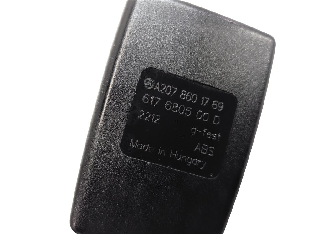 Thumbnail 5: 10-17 C E CLASS (W204 W207) COUPE CONVERTIBLE LEFT DRIVER SEATBELT RECEIVER
